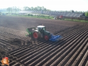 Fendt 820 met Hassia pootmachine