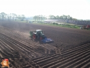 Fendt 820 met Hassia pootmachine