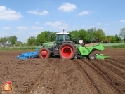 Fendt 820 met Hasia SL+