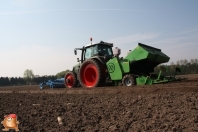 Fendt 820 met Hassia CP