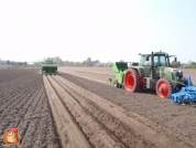 2 keer Fendt 820 met Hassia CP 