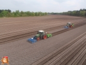 2 keer Fendt 820 met Hassia CP 