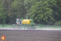 Fendt 828 met Dammann 10000ltr tandem spuitmachine