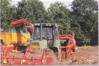 Grimme dls 1700 wagenrooier met Amac loofklapper