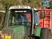 Fendt 820 met krampe kieper