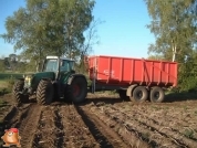 Fendt 820 met krampe kieper