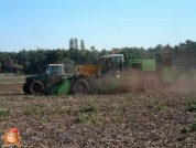 AVR Solanum 2000 met Fendt 824 afvoercombinatie