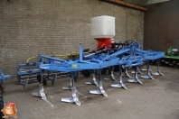 Lemken 6 meter smaragdt met gerstzaaier