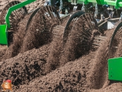 fendt 828 met miedema cp 42 met kooirollen