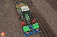 Fendt 820 met miedema cp 42