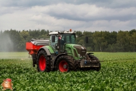 Sprinkle fertilizer