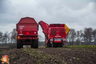 Bieten rooien door loonbedrijf van Eijck