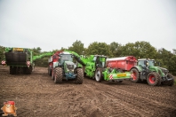 Aardappelen rooien 2014 met AVR Puma+ & 3