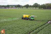 Aardappelen spuiten met Dammann Trac 3200 zelfrijdende spuit