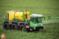 Aardappelen spuiten met Dammann Trac 3200 zelfrijdende spuit