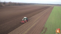 Tiefenlockern bei van den Borne aardappelen