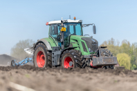 Pflügen bei van den Borne aardappelen