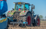 Spitten bij van den Borne aardappelen