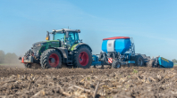 Spitten bij van den Borne aardappelen