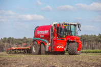 Gülleausbringung bei van den Borne aardappelen