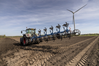 Ploegen bij van den Borne aardappelen