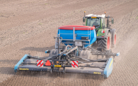 Spitten bij van den Borne aardappelen