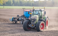 Spitten bij van den Borne aardappelen