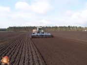 Fendt 930 met 6 meterse Lemken smaragd cultivator