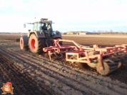 Tiefenlockern bei van den Borne aardappelen