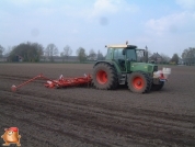 Fendt 509 met Accord bieten zaaimachine 