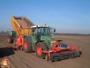 Fendt 716 met Grimme pootmachine