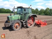 Fendt 716 met Grimme pootmachine