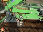 Fendt 716 met Hassia snarenbed pootmachine